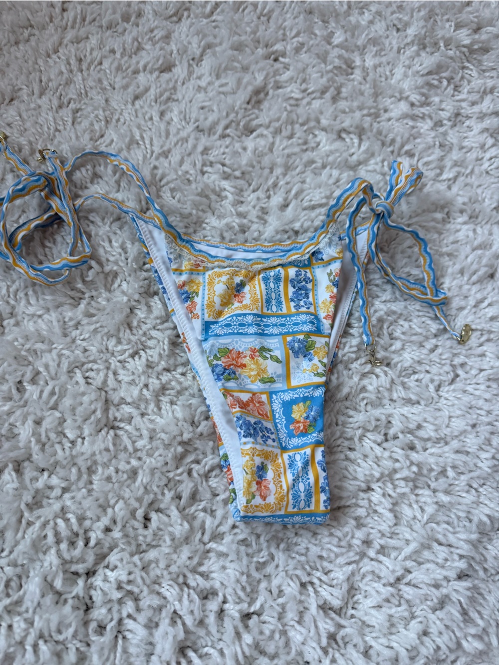 Bydee Lagos bottom and Barcelona top in Hermosa - Picture 7 of 8